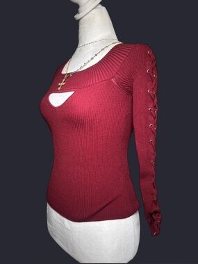 Guess Ribbed Lace-Up Sleeve Scoop Neck Sweater - Burgundy